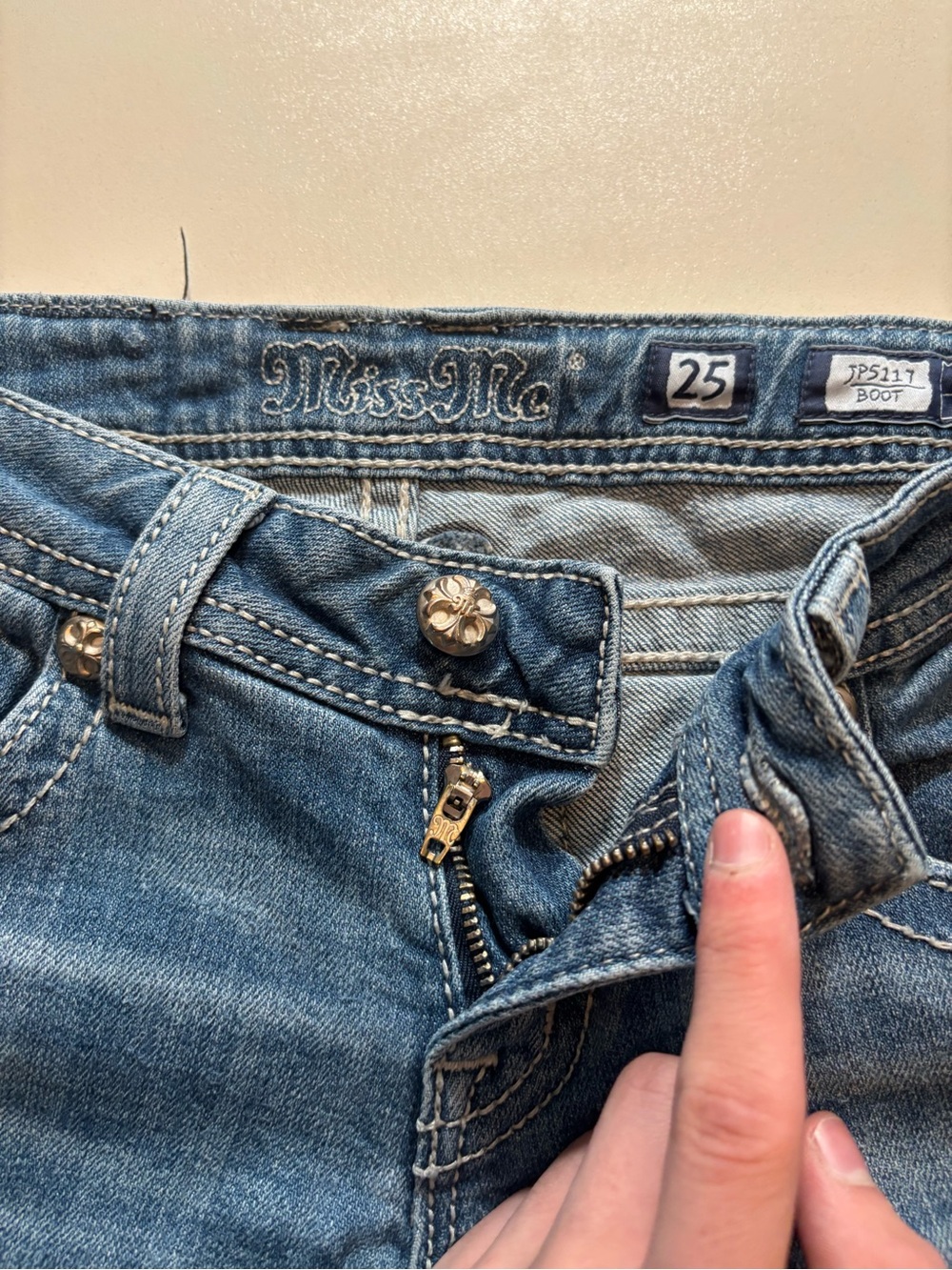 Miss Me embroidered cross Blue Embellished Back Pocket Flare boot cut Jeans - Picture 9 of 15